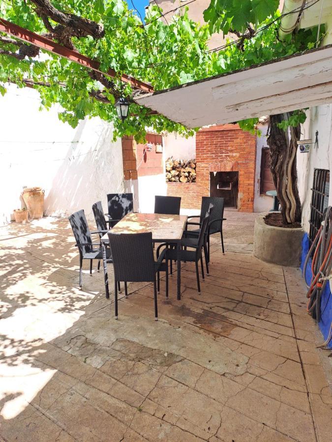 فيلا Casa De La Parra Valverde de Jucar المظهر الخارجي الصورة