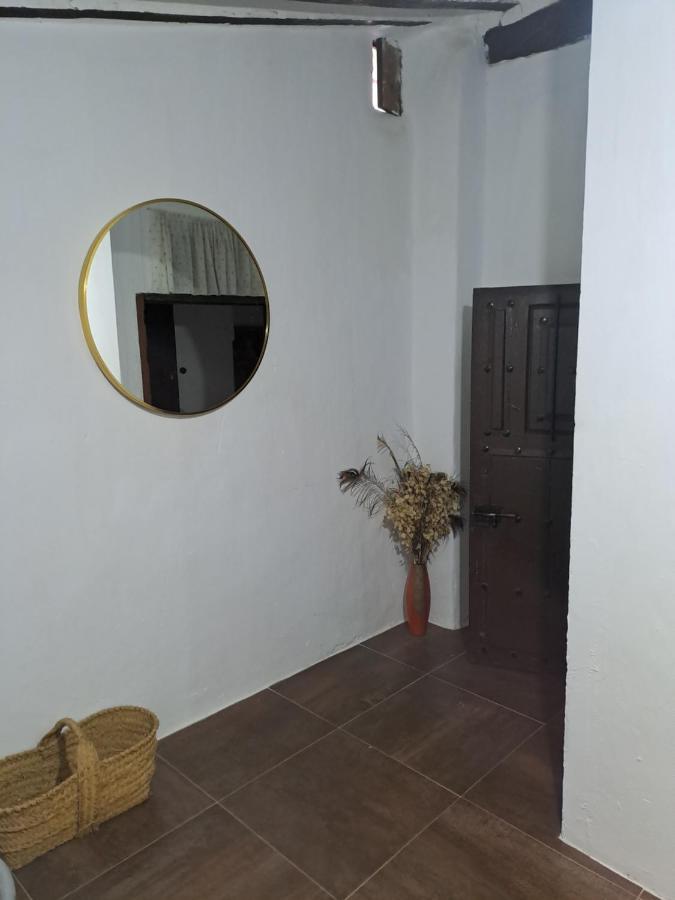 فيلا Casa De La Parra Valverde de Jucar المظهر الخارجي الصورة